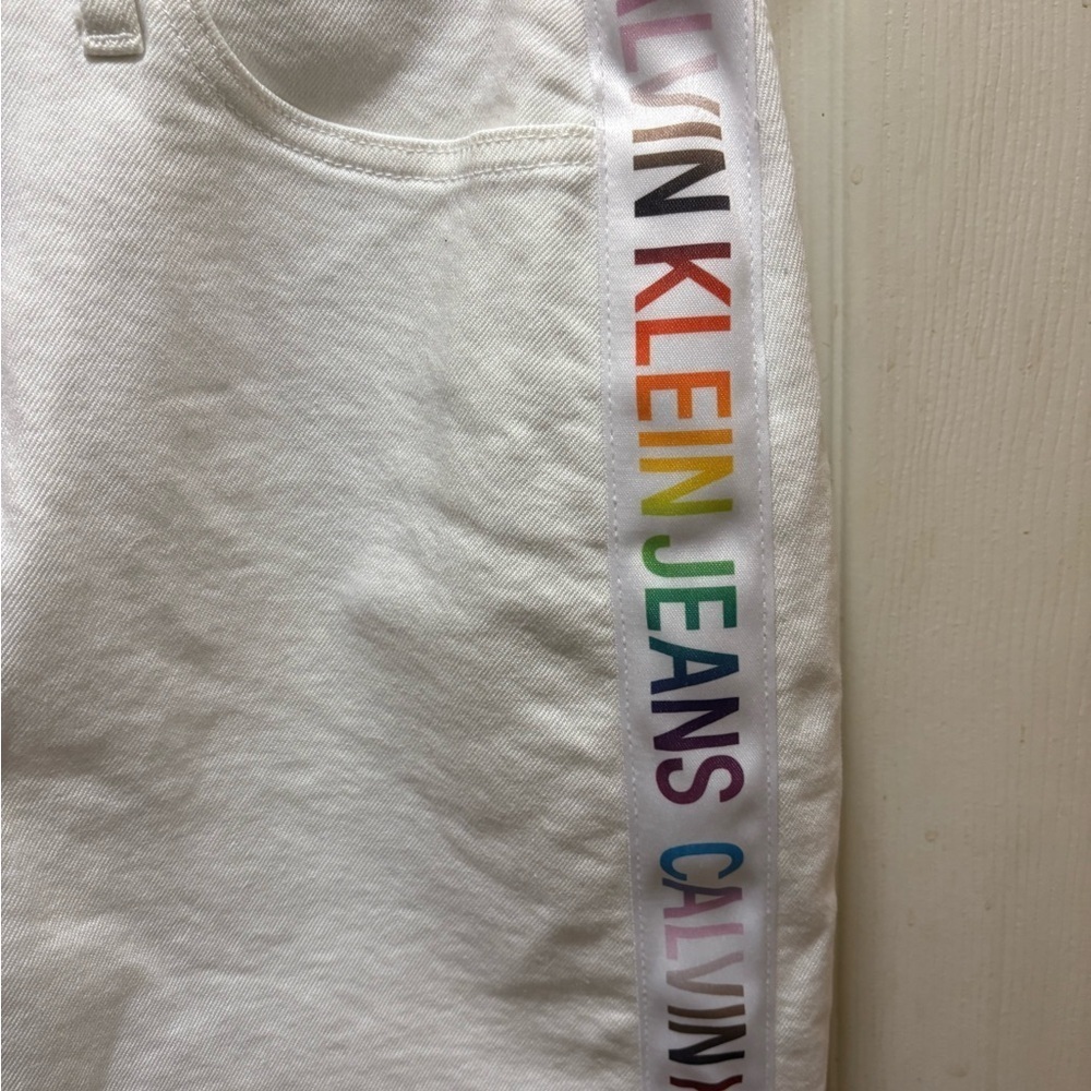 Calvin Klein Jeans Pride Collection High Rise White Denim Mini Skirt – W30 - Picture 5 of 15
